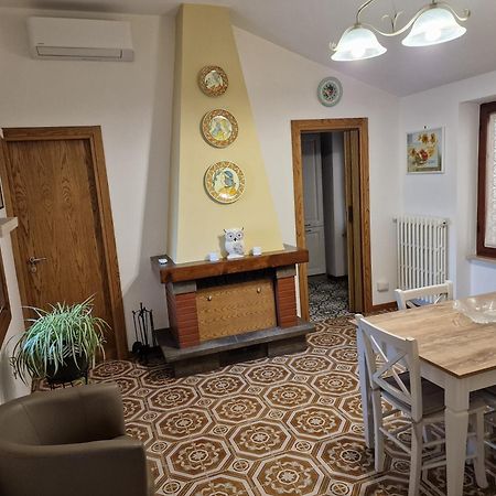 ...All'Archetto Di Sant'Andrea......Pieno Centro Орвието Екстериор снимка